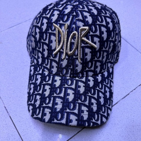 UsedDior man hat in great condition - Picture 3 of 5